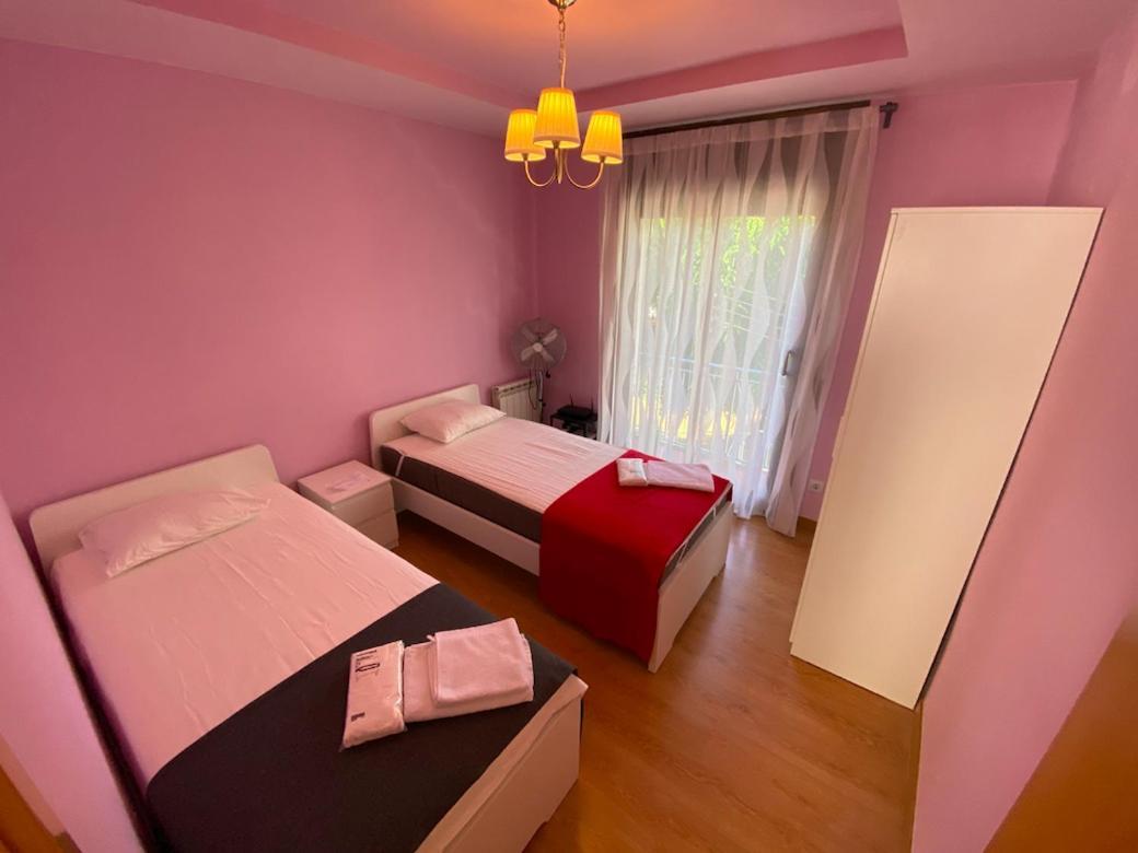 Entire New Apartment 20' From Barcelona Sabadell Exteriör bild
